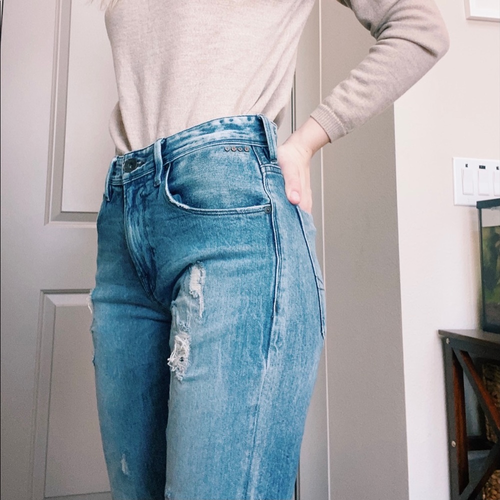 🤍SOLD🤍⭐️Guess Mid-Rise skinny jeans ⭐️